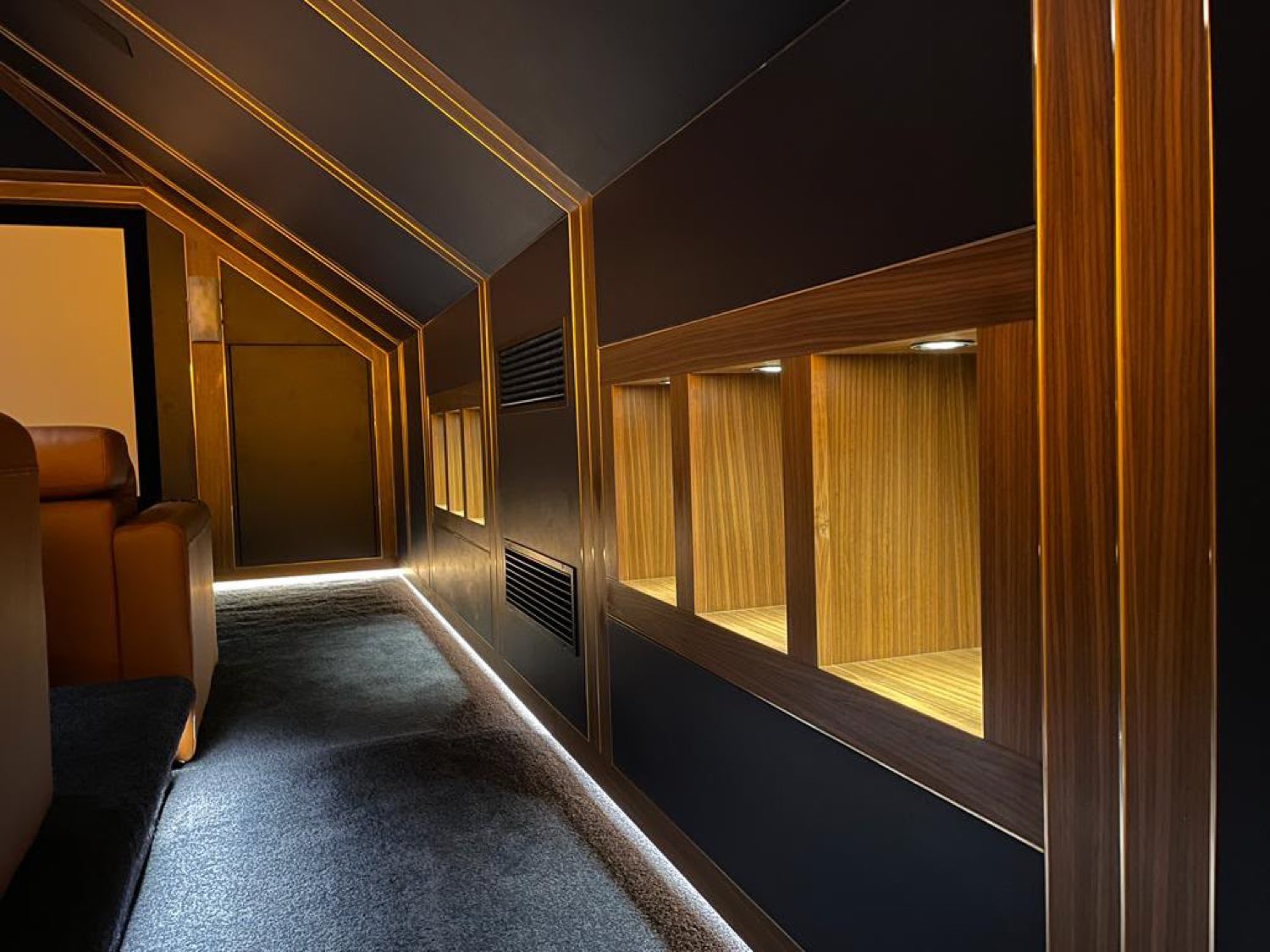 Veneer & Cabinetry